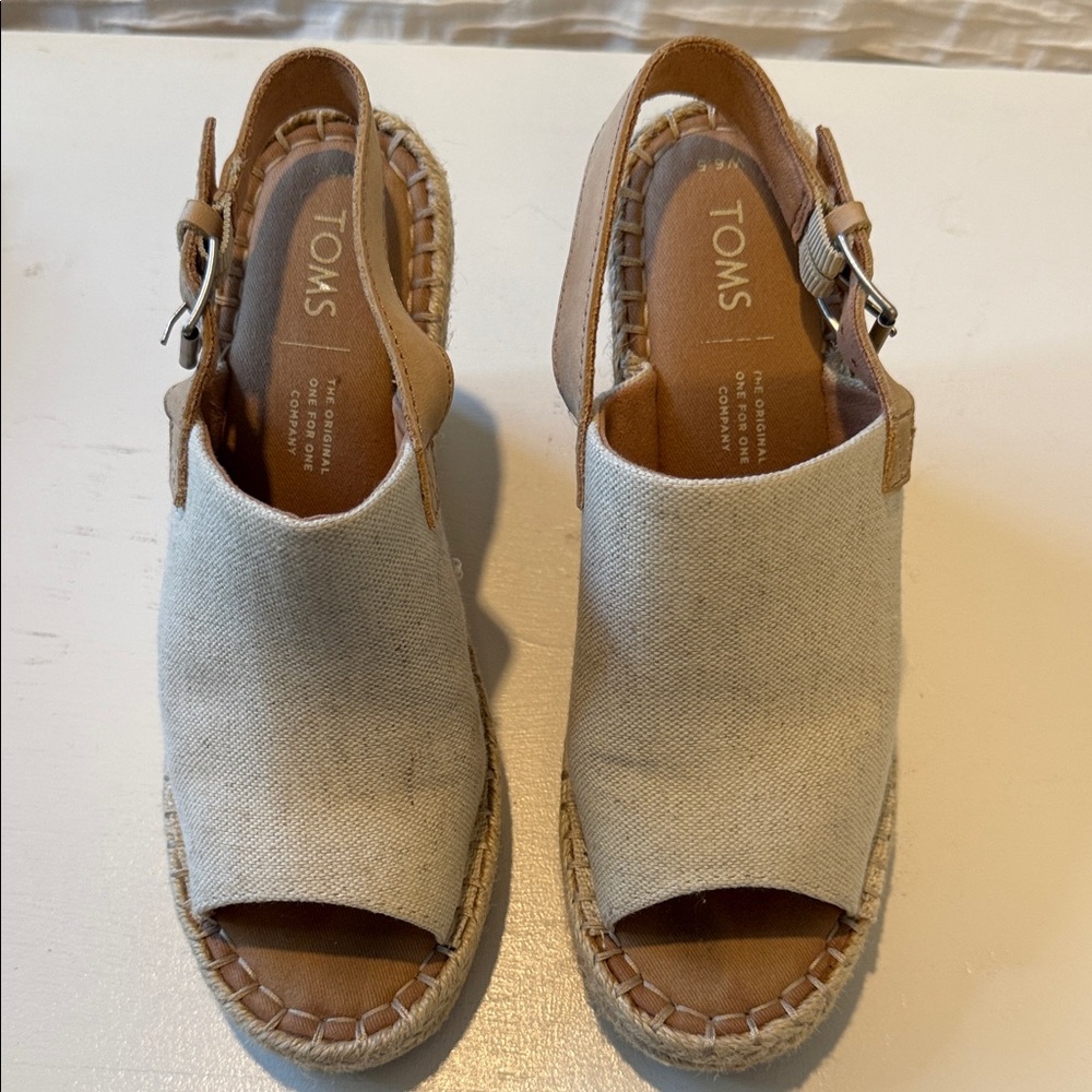 TOMS Women's Tan Canvas Espadrille Sandals